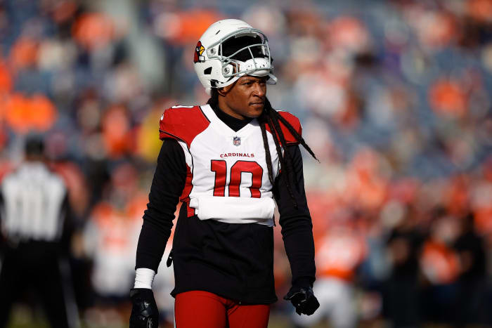 DeAndre Hopkins decided to join the Titans, signing as a free agent after his release from the Cardinals.